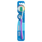 Oral-B Toothbrush Fresh Clean Medium